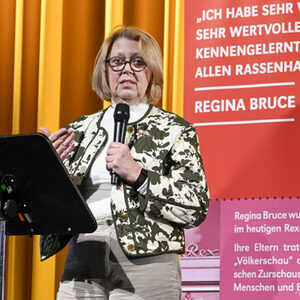 Einweihung des FrauenOrts für Regina Bruce am 12.12.2024