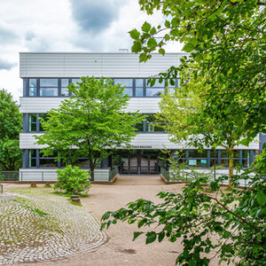 Außenansicht Schule