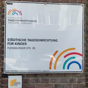 Schild der Tageseinrichtung für Kinder