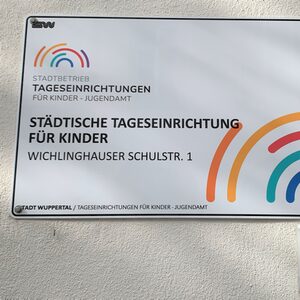 Schild der Tageseinrichtung für Kinder