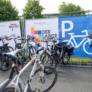 Langer Tisch 2024: Fahrradstellplätze nähe Alter Markt