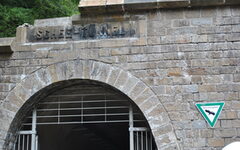 Eingangsportal des Scheetunnels